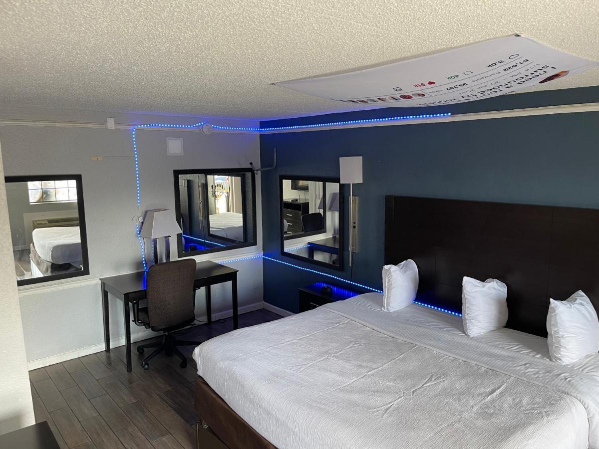 Hotel Kings Inn- Medical Downtown Midtown 3*